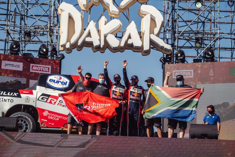 TOYOTA GAZOO Racing termine 2e du classement général du Dakar 2021